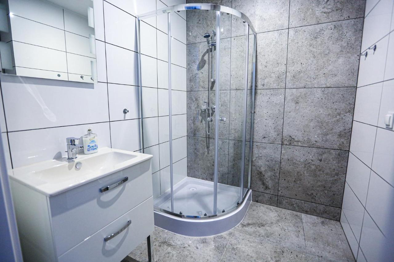 Apart Baltyk Pokoje & Apartamenty Łeba Exterior foto