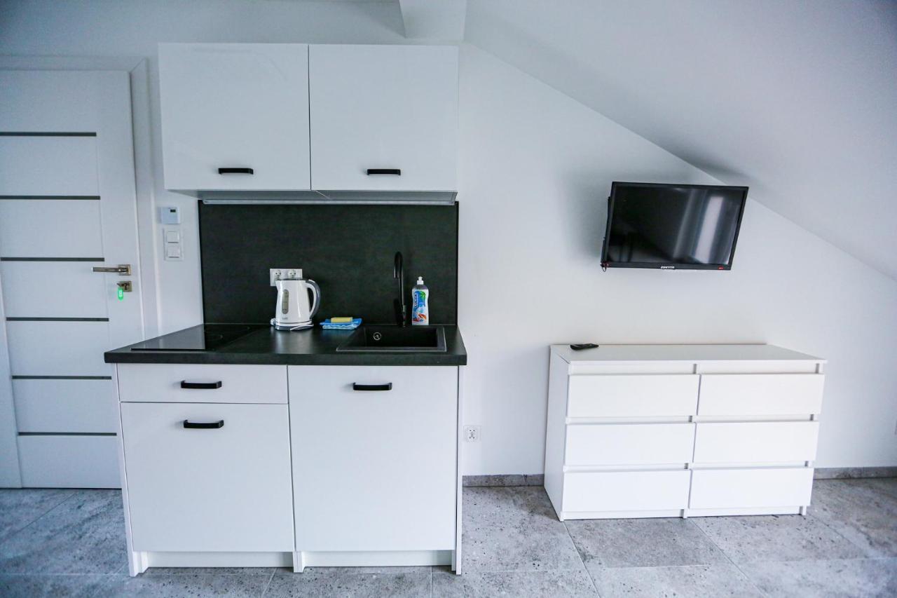 Apart Baltyk Pokoje & Apartamenty Łeba Exterior foto