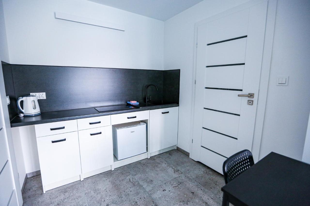 Apart Baltyk Pokoje & Apartamenty Łeba Exterior foto