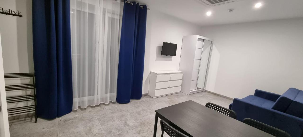 Apart Baltyk Pokoje & Apartamenty Łeba Exterior foto
