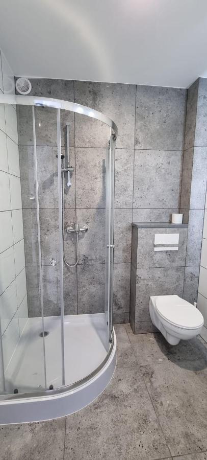Apart Baltyk Pokoje & Apartamenty Łeba Exterior foto